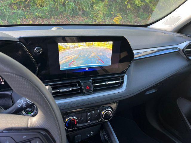 used 2025 Chevrolet TrailBlazer car, priced at $21,895