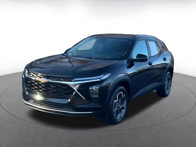 used 2025 Chevrolet Trax car, priced at $20,268