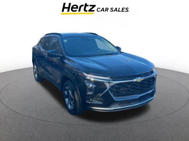 used 2025 Chevrolet Trax car, priced at $20,268