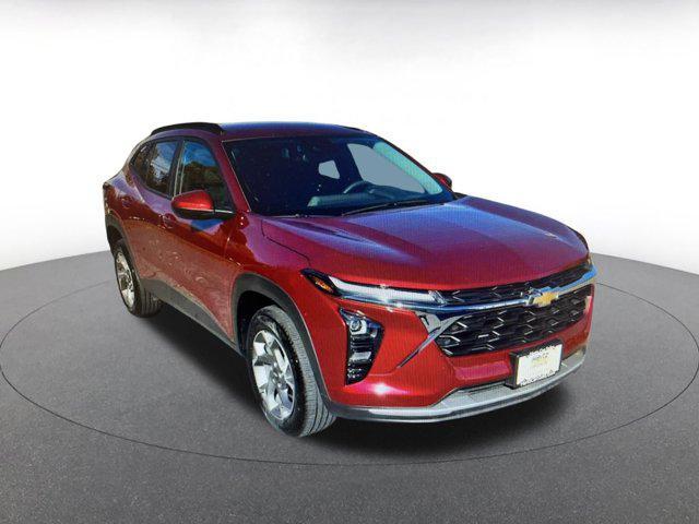 used 2025 Chevrolet Trax car, priced at $20,178