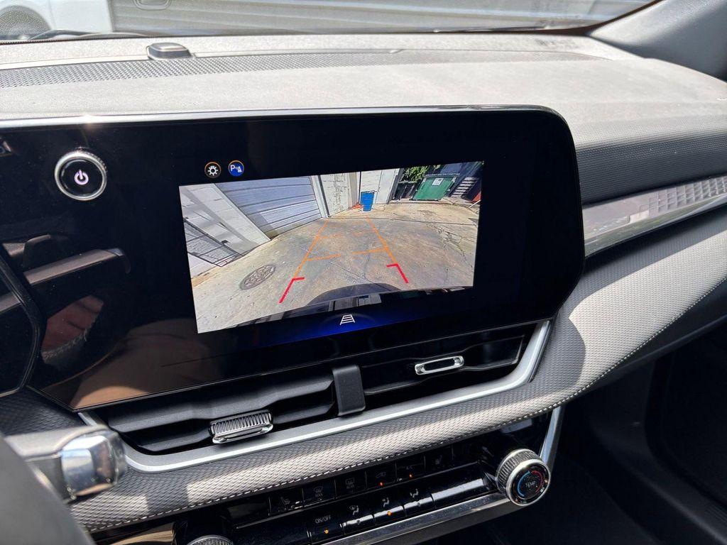 used 2025 Chevrolet Equinox car, priced at $22,235