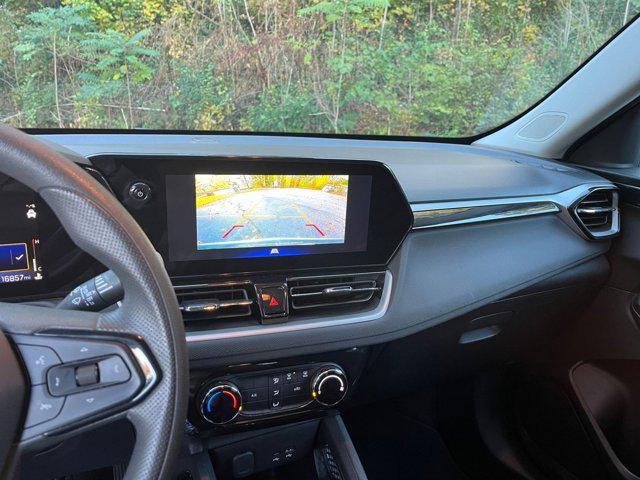 used 2025 Chevrolet TrailBlazer car, priced at $22,057