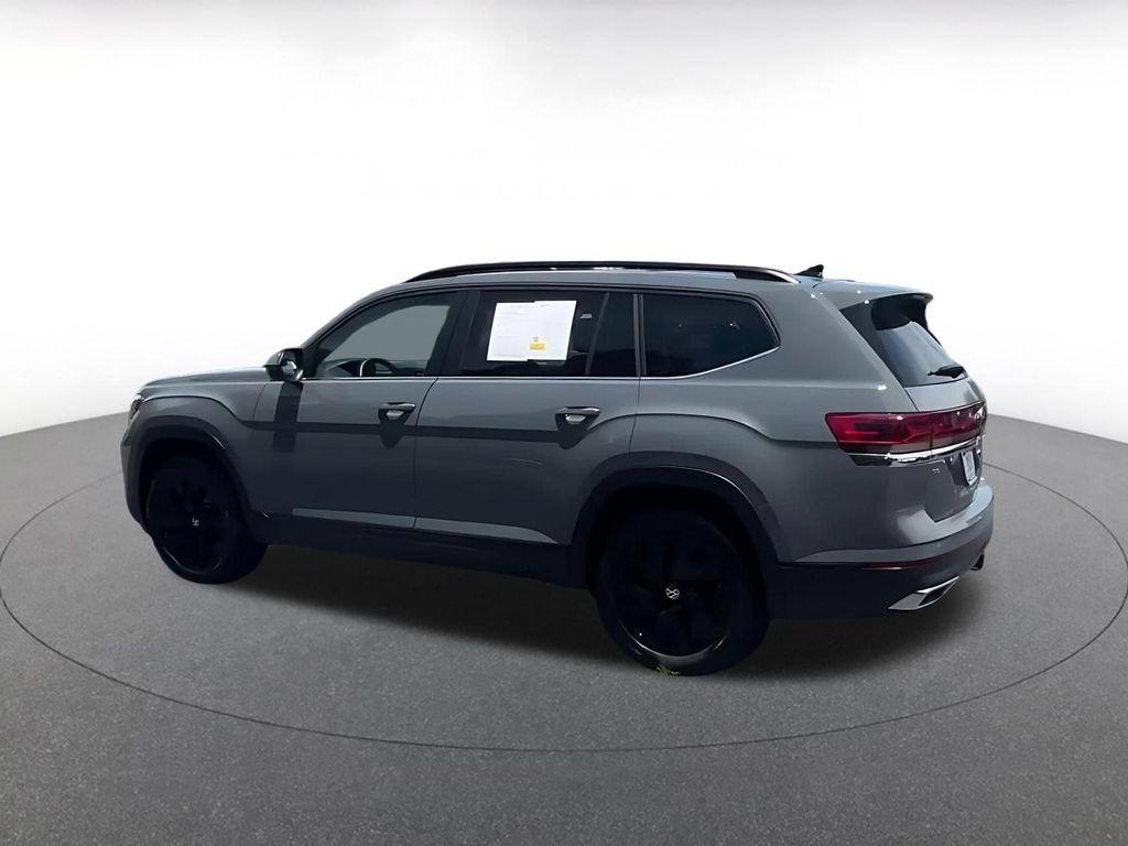 used 2026 Volkswagen Atlas car, priced at $38,475