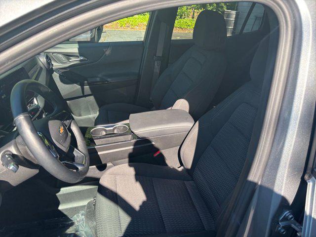 used 2025 Chevrolet Equinox car, priced at $22,995
