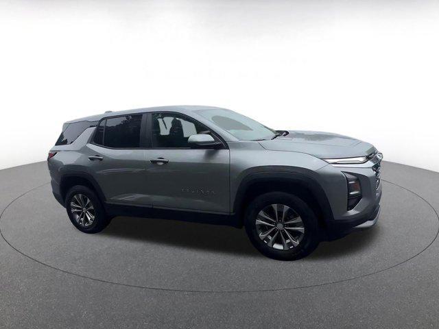 used 2025 Chevrolet Equinox car, priced at $23,449
