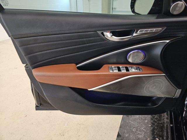 used 2019 Kia K900 car, priced at $26,995