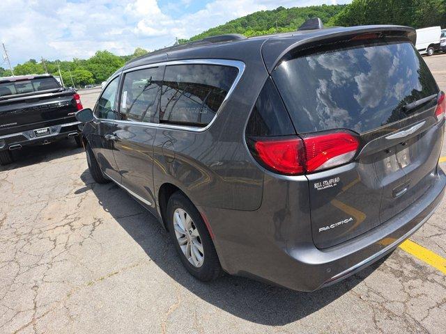 used 2017 Chrysler Pacifica car, priced at $14,995