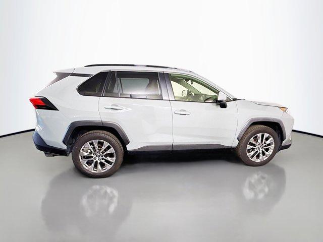 used 2019 Toyota RAV4 car, priced at $18,998