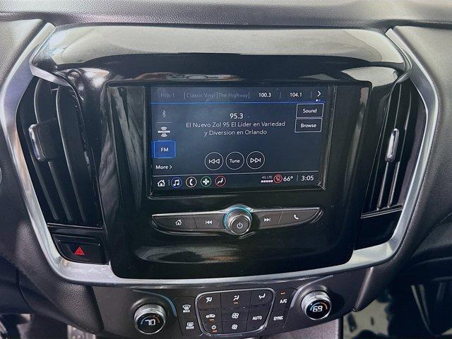 used 2022 Chevrolet Traverse car, priced at $17,998
