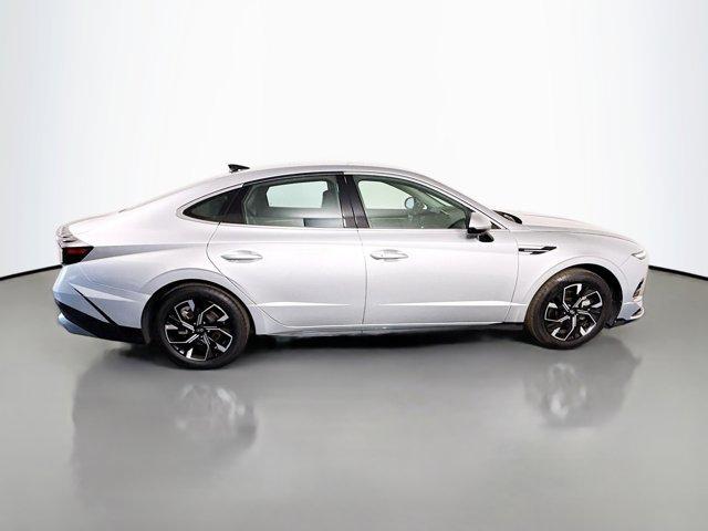 used 2025 Hyundai Sonata car, priced at $19,998