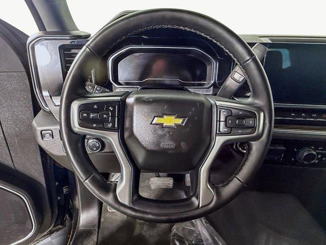 used 2025 Chevrolet Silverado 1500 car, priced at $32,998