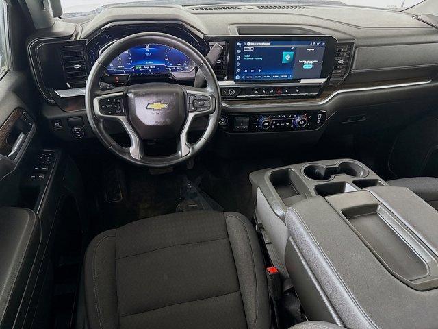 used 2025 Chevrolet Silverado 1500 car, priced at $32,998