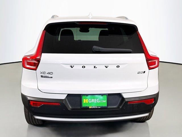 used 2023 Volvo XC40 car, priced at $19,798