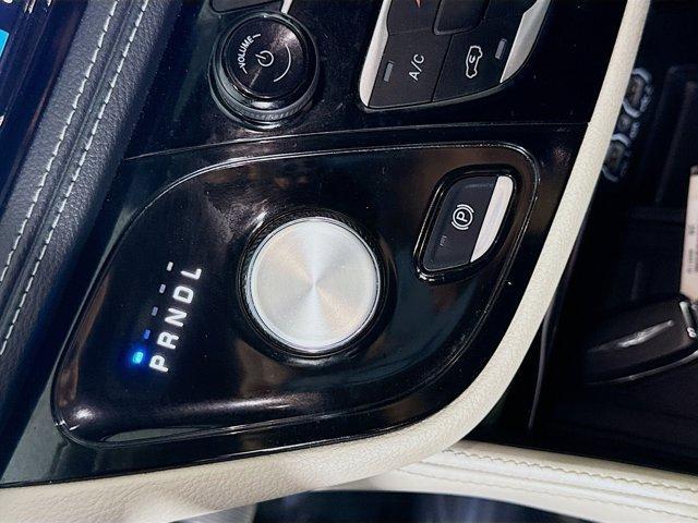 used 2024 Chrysler Pacifica car, priced at $29,998