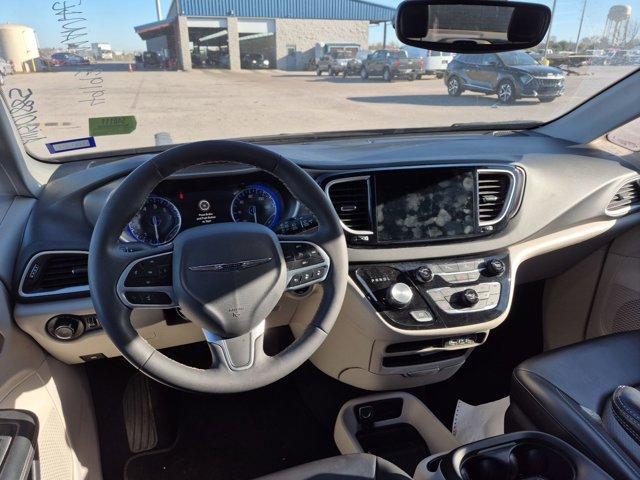 used 2023 Chrysler Pacifica car, priced at $21,895