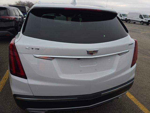 used 2024 Cadillac XT5 car, priced at $29,998