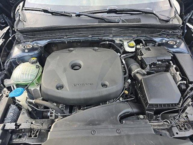 used 2021 Volvo XC40 car, priced at $19,795