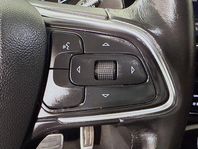 used 2022 Buick Envision car, priced at $16,498