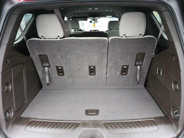 used 2023 GMC Yukon car, priced at $44,195