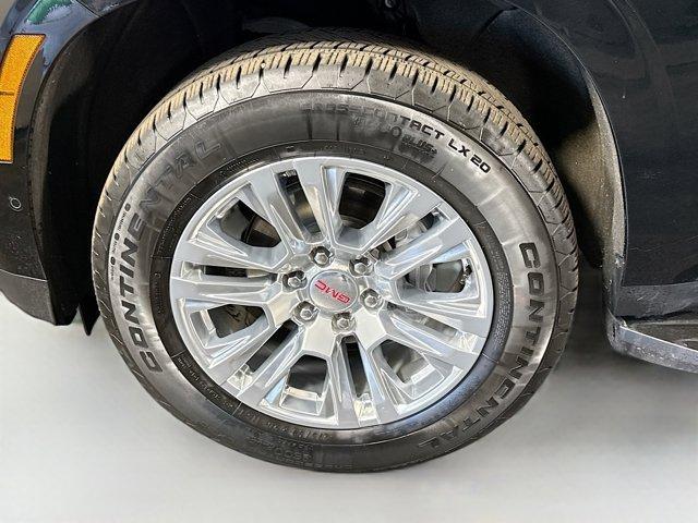 used 2025 GMC Yukon car, priced at $65,998