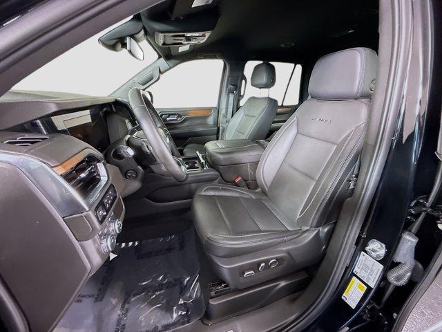 used 2025 GMC Yukon car, priced at $65,998