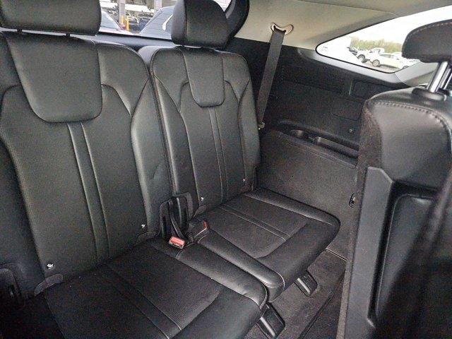 used 2024 Kia Sorento car, priced at $24,295