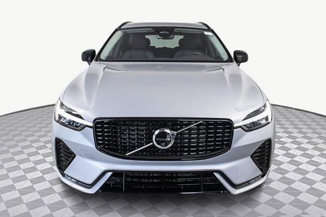 used 2025 Volvo XC60 car, priced at $29,998