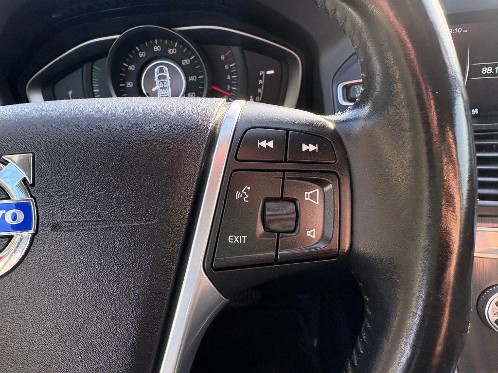 used 2015 Volvo XC60 car, priced at $7,495