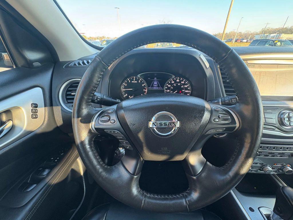 used 2020 Nissan Pathfinder car, priced at $13,995