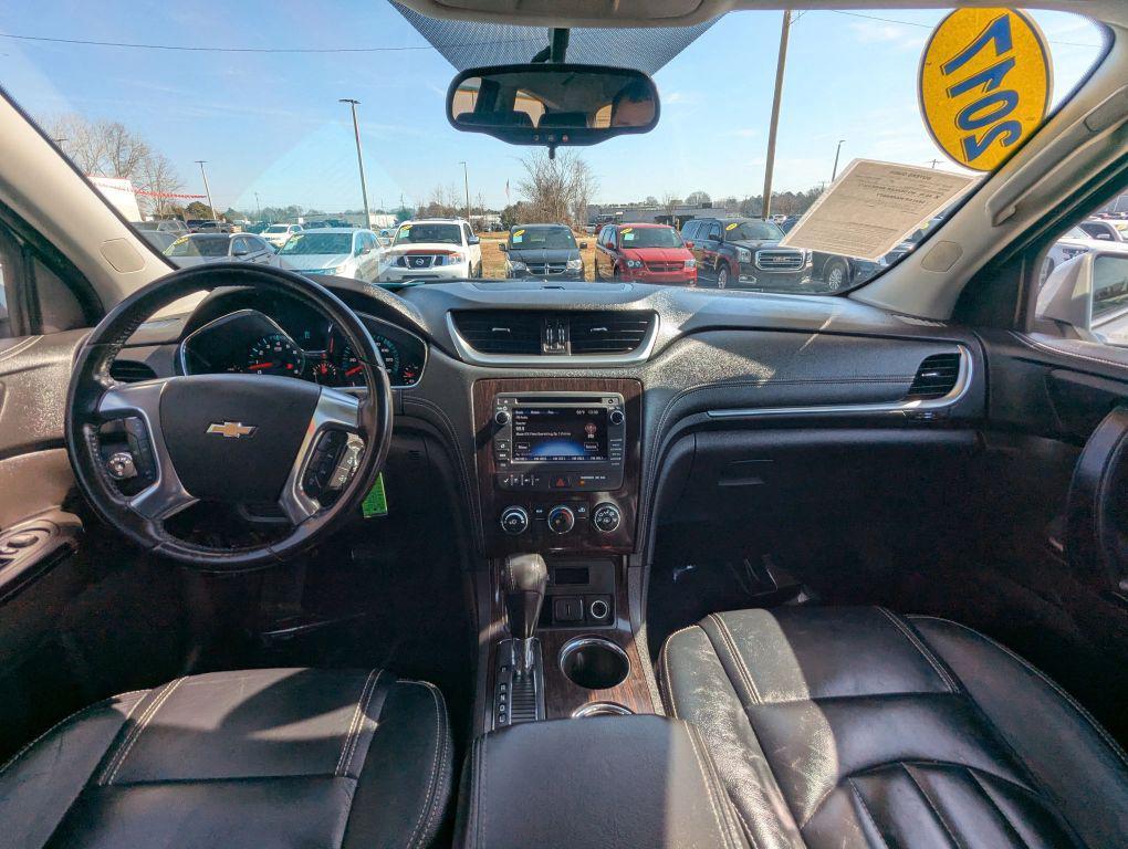 used 2017 Chevrolet Traverse car, priced at $9,995