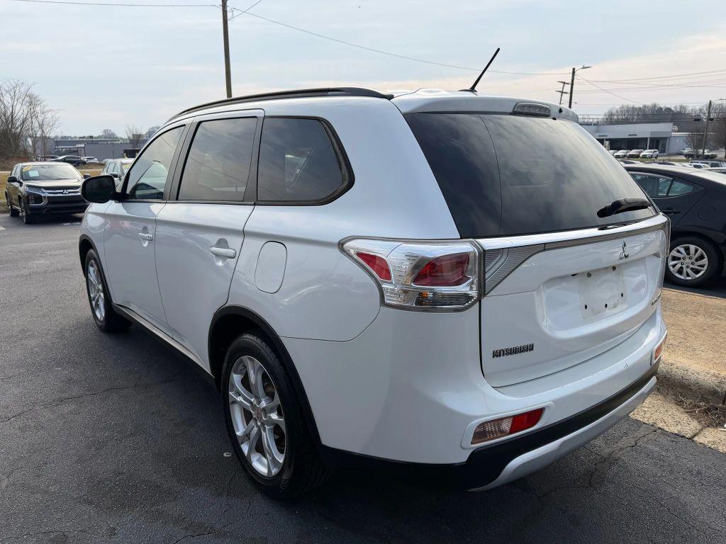used 2015 Mitsubishi Outlander car, priced at $8,995