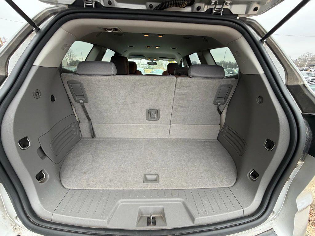 used 2013 Chevrolet Traverse car, priced at $6,795