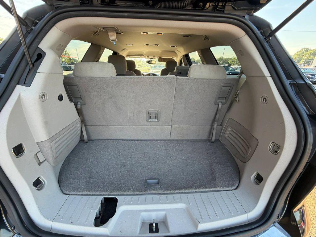 used 2014 Buick Enclave car, priced at $6,325