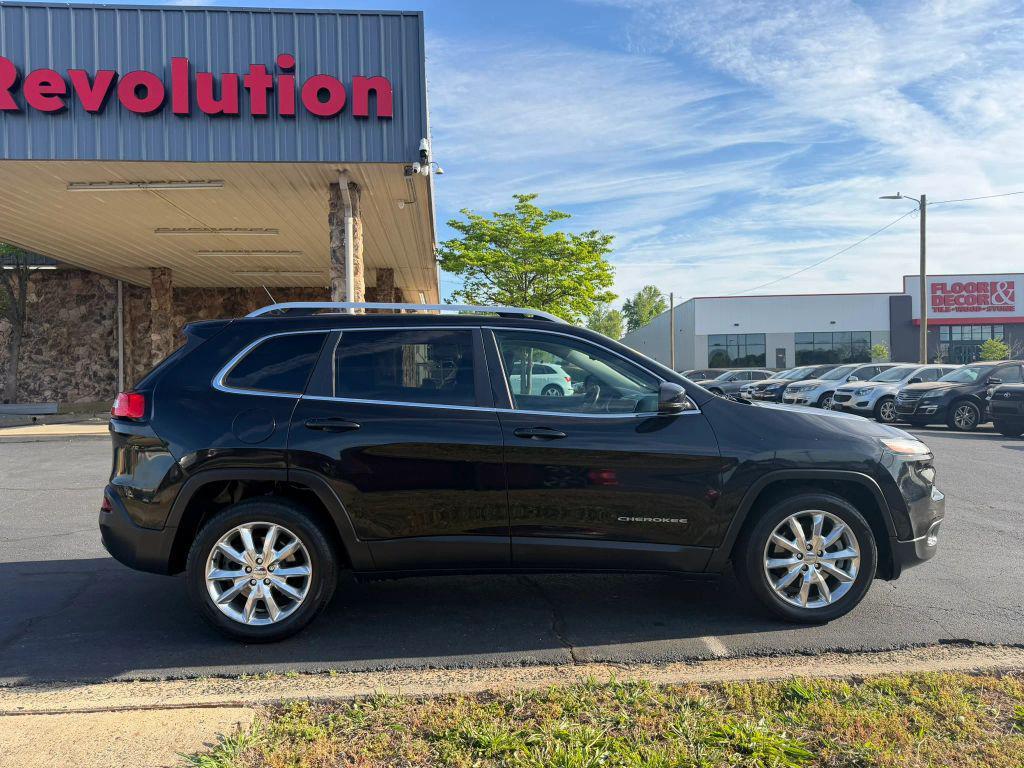 used 2014 Jeep Cherokee car, priced at $8,995