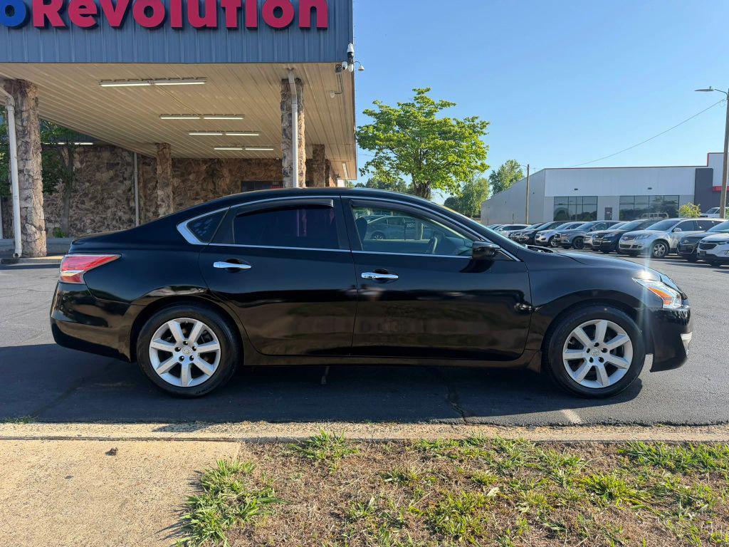 used 2015 Nissan Altima car, priced at $7,895