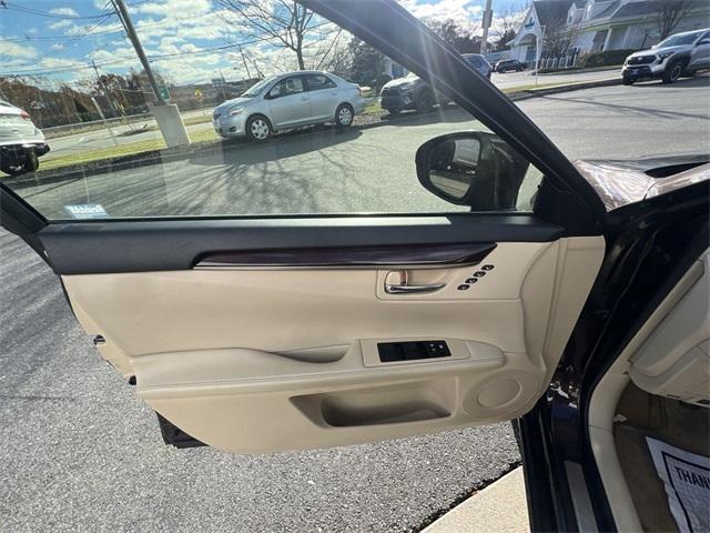 used 2013 Lexus ES 350 car, priced at $13,866