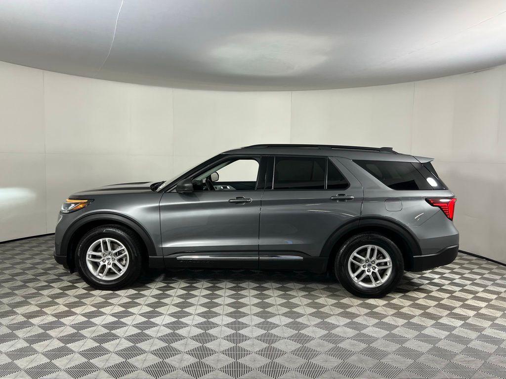 used 2025 Ford Explorer car, priced at $34,673