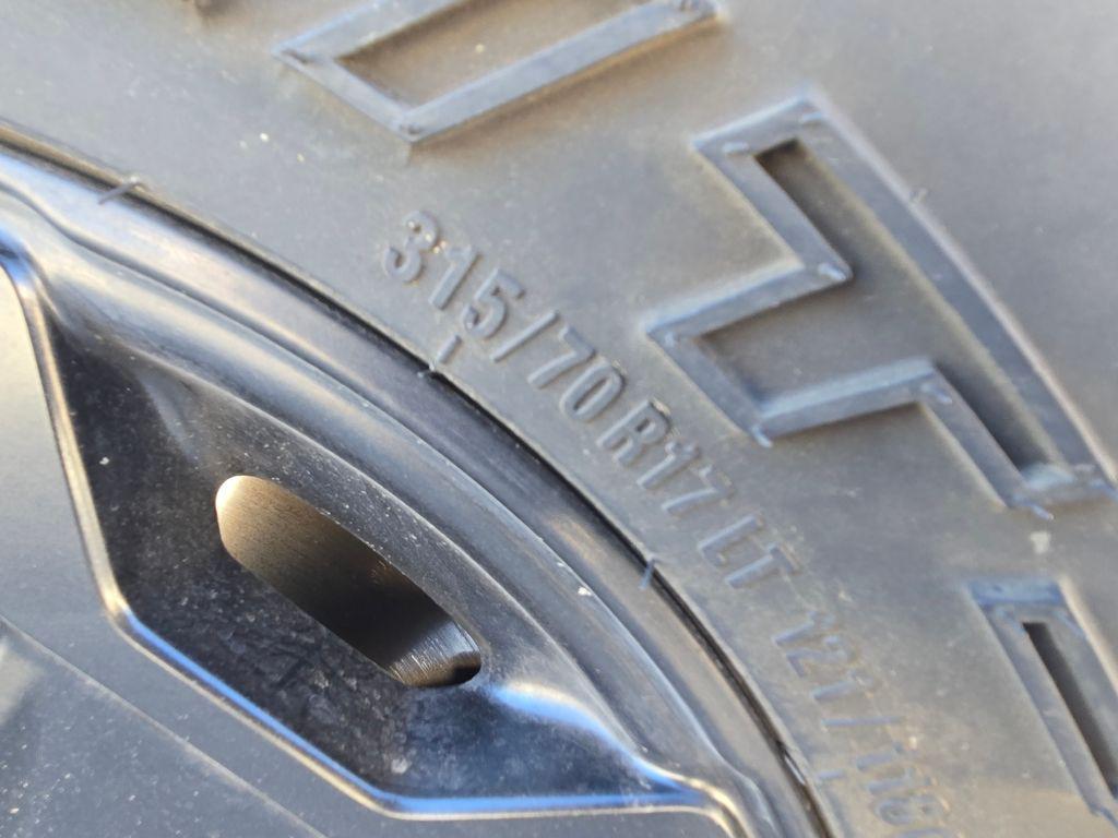 used 2022 Jeep Gladiator car, priced at $34,975