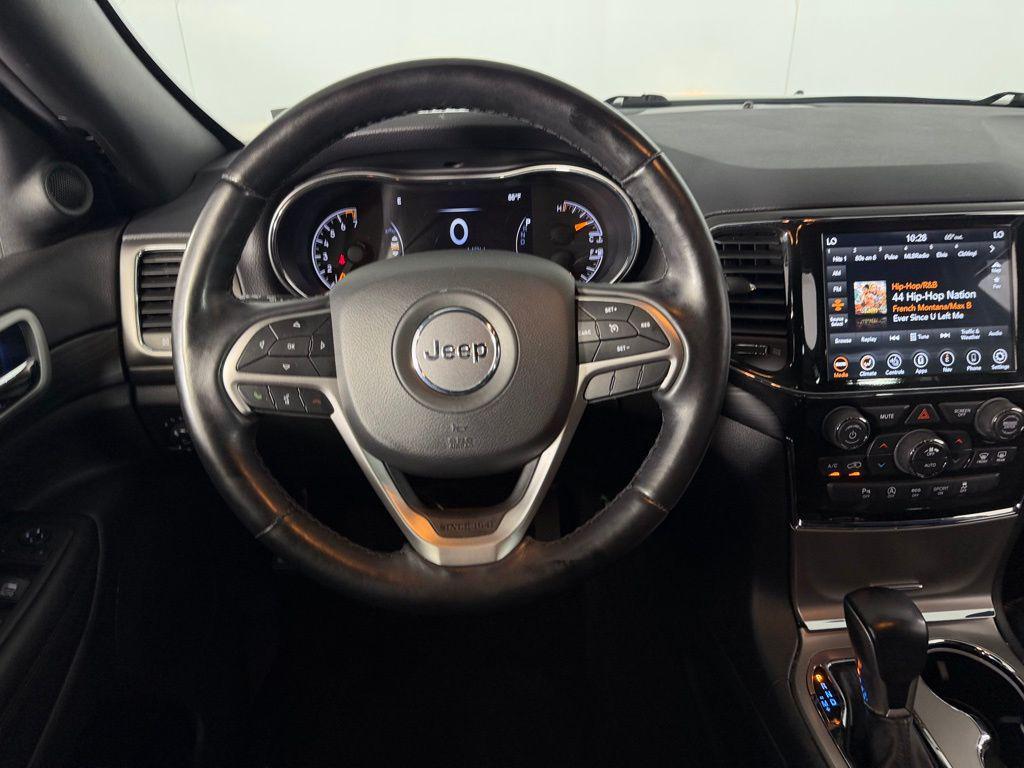 used 2022 Jeep Grand Cherokee car, priced at $28,975