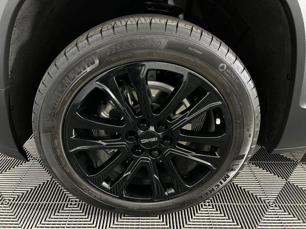 used 2023 GMC Acadia car, priced at $28,473