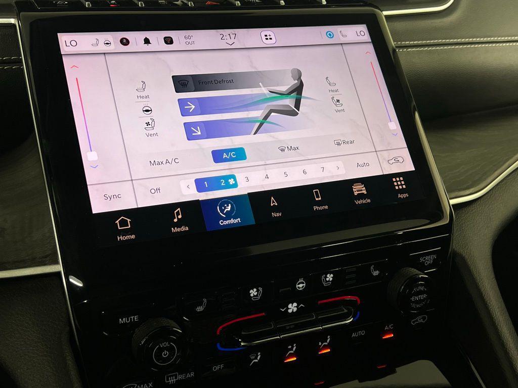 used 2023 Jeep Grand Cherokee car, priced at $31,173