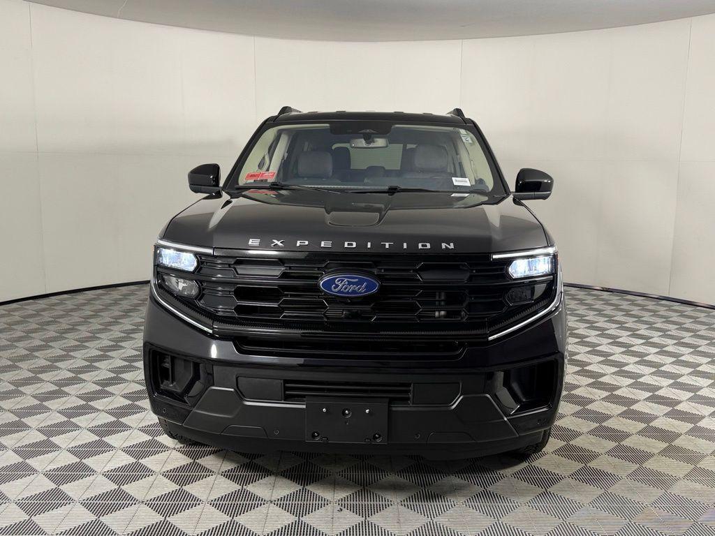 used 2025 Ford Expedition Max car, priced at $56,373