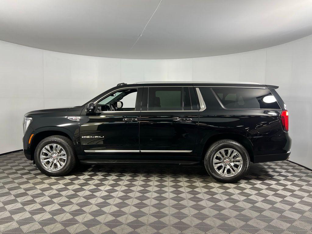 used 2025 GMC Yukon XL car, priced at $73,973