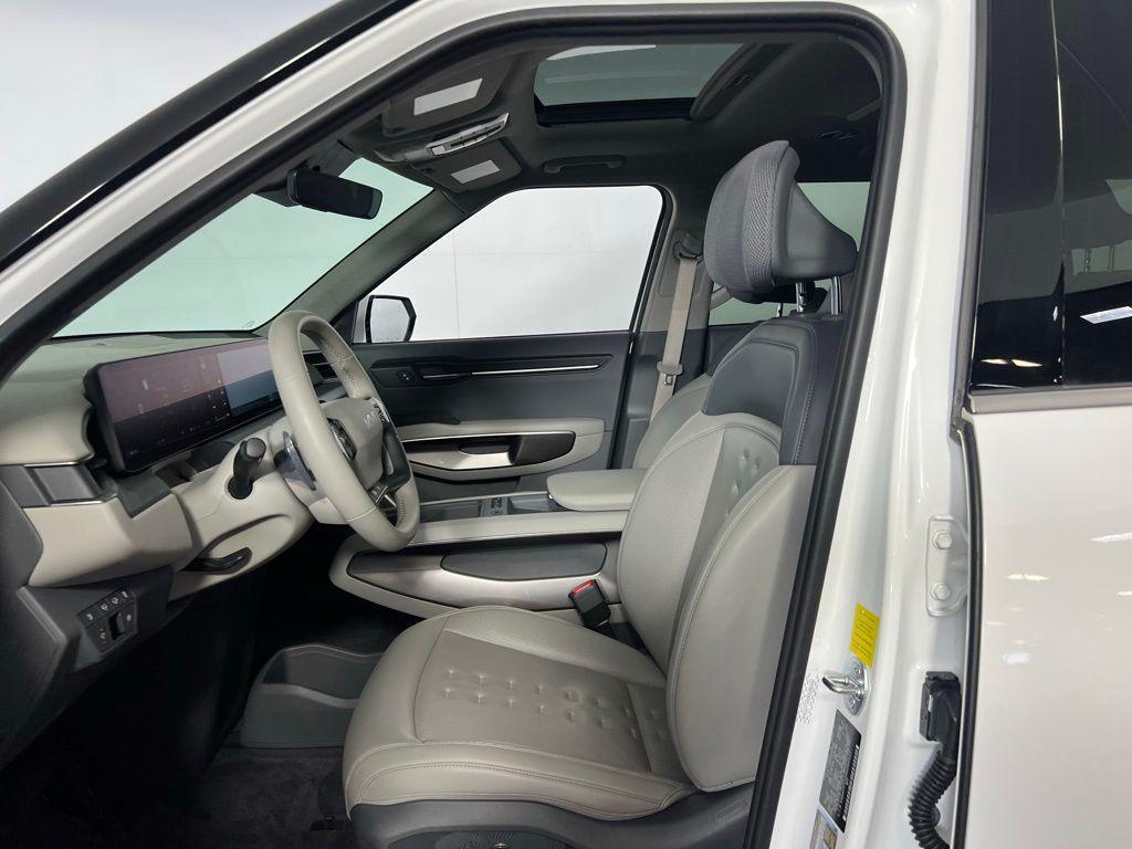 used 2024 Kia EV9 car, priced at $36,475