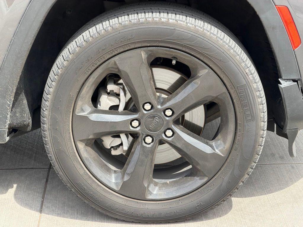used 2023 Jeep Grand Cherokee L car, priced at $33,673