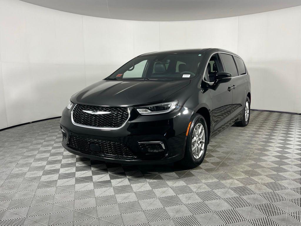 used 2025 Chrysler Pacifica car, priced at $24,973