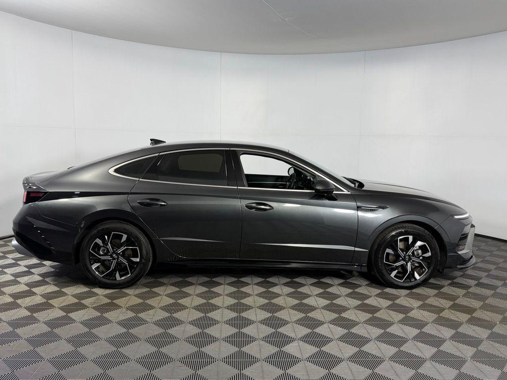 used 2025 Hyundai Sonata car, priced at $23,673