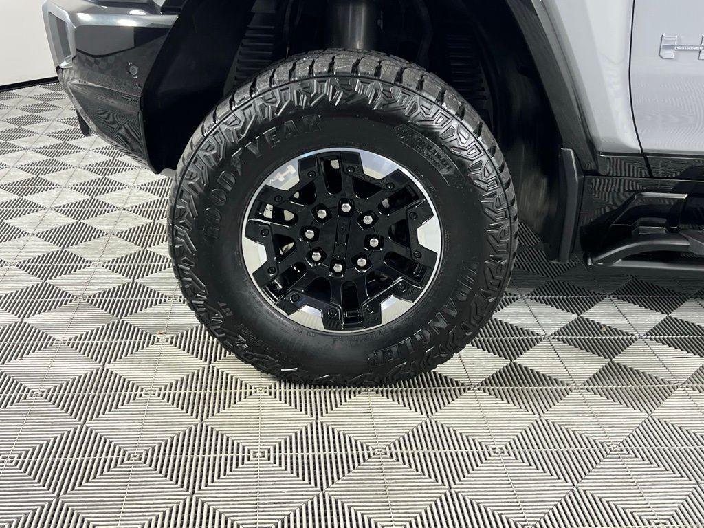 used 2025 GMC HUMMER EV Pickup car, priced at $71,973