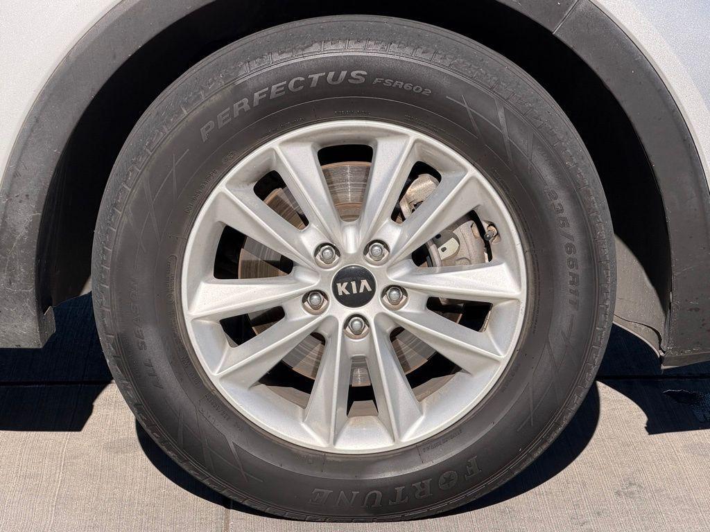 used 2020 Kia Sorento car, priced at $10,995