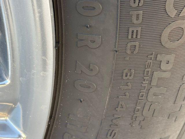 used 2025 GMC Yukon car, priced at $69,973